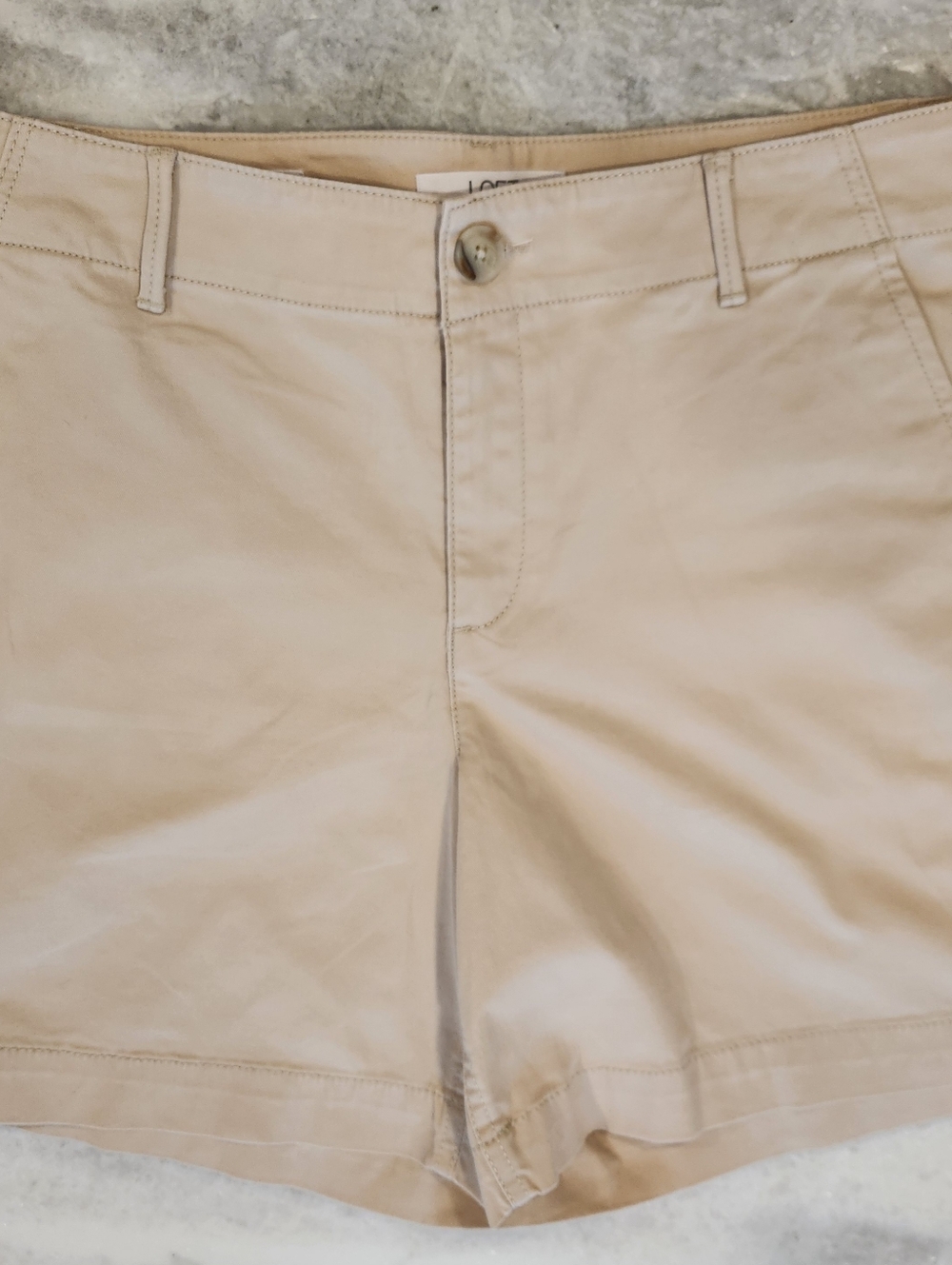 LOFT Monroe Shorts In Beige With 6" Inseam
